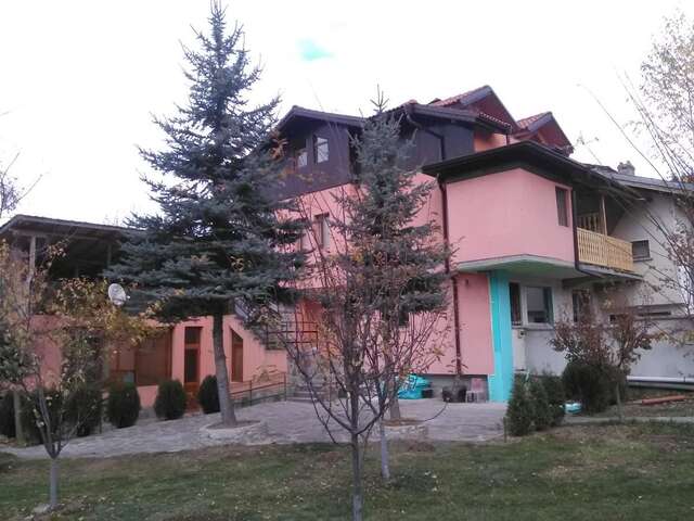 Гостевой дом Villa Lilia Априлци-3